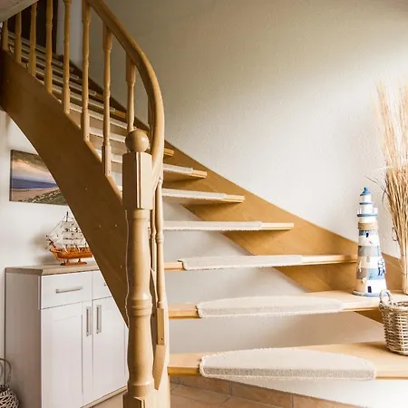 Nyaraló Poeler Koje *